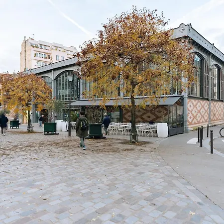 Charming 1bd W Intimate Patio Jaures ! * Παρίσι