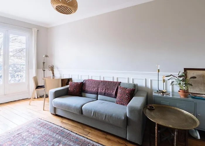 Charming 1bd W Intimate Patio Jaures ! Lejlighed *